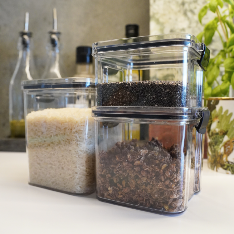 Kvadratisk opbevaringsboks