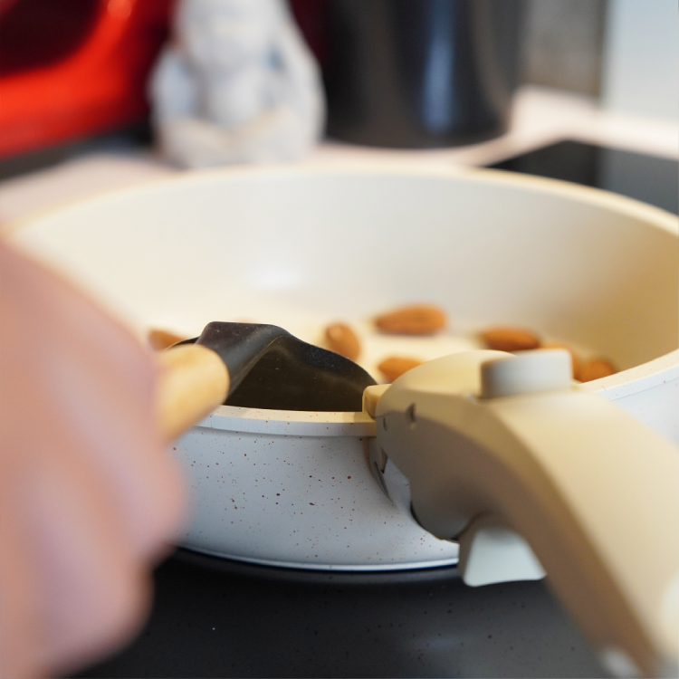 Stegepandesæt med aftageligt håndtag